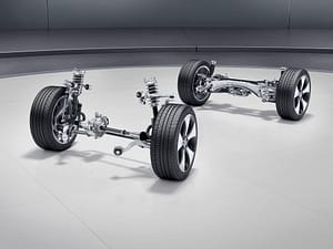 Mercedes-Benz GLC Coupé, DYNAMIC BODY CONTROL - photo Mercedes