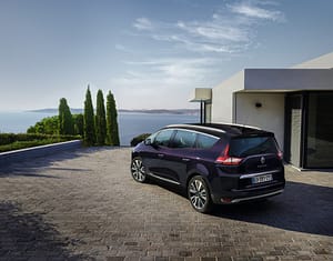 Renault_Grand_SCENIC_Initiale_Paris _ crédit Patrick Curtet/Prodigious